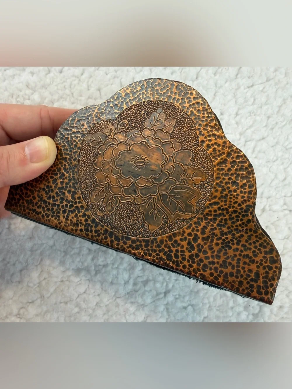 (VTG) Hammered Copper Floral Napkin / Letter Holder, OS
